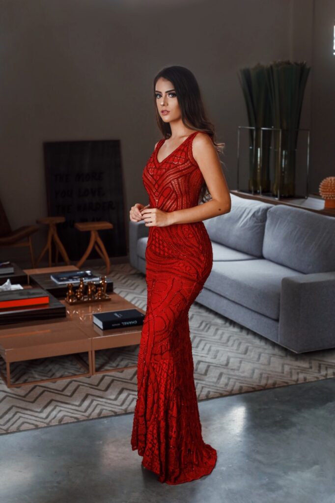 VESTIDO VERMELHO RENASCENCA BORDADO