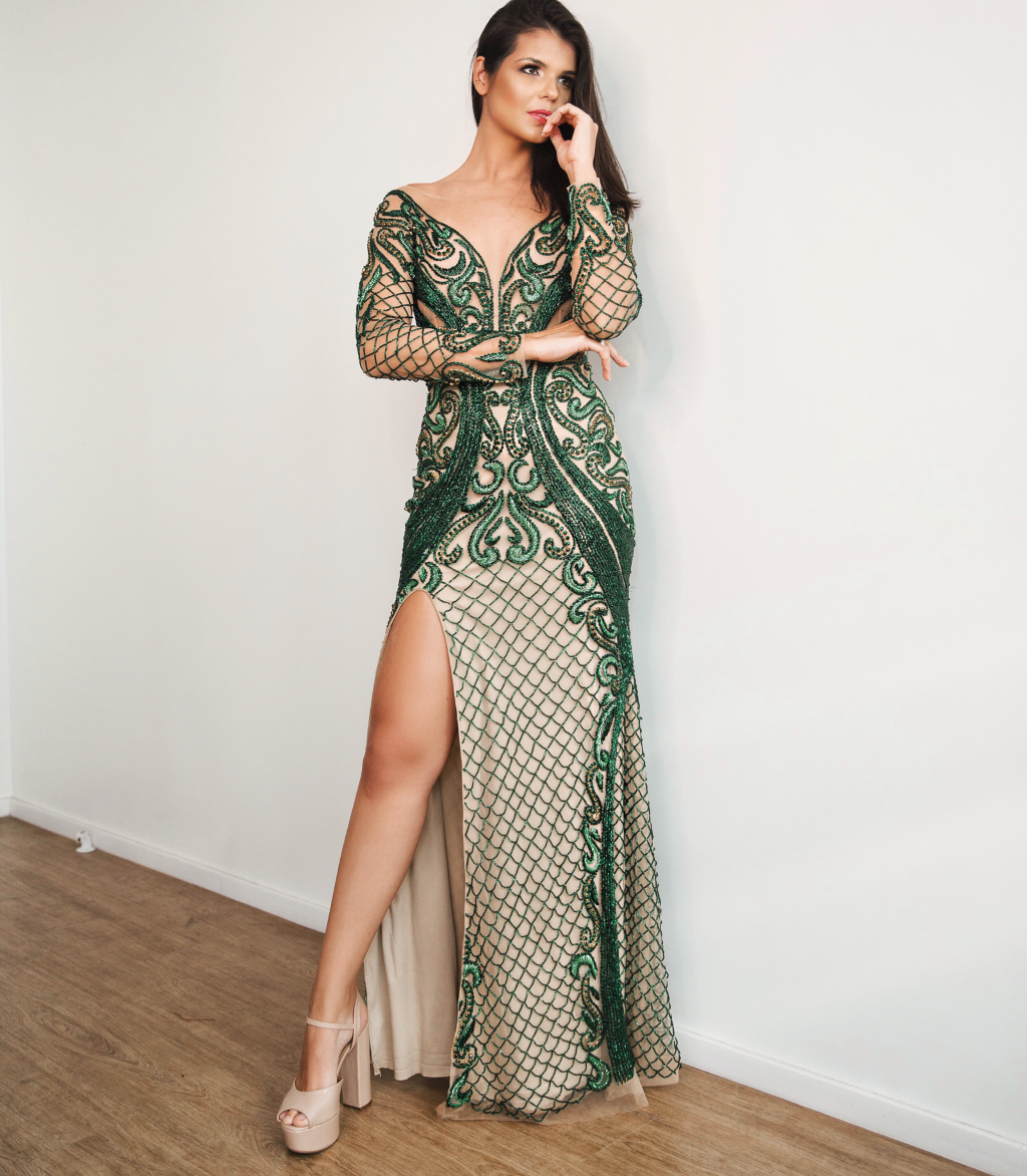 Vestido de festa com manga best sale de tule
