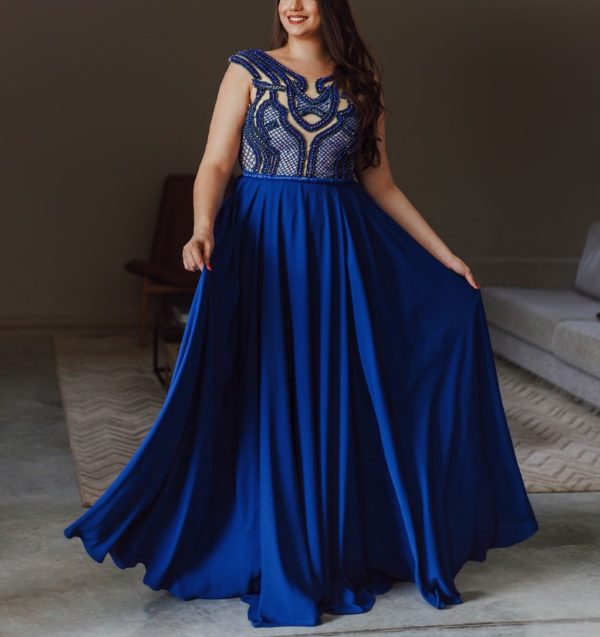 VESTIDO LONGO ROYAL FORMANDA COM VOLUME E BLUSA BORDADA EM PEDRARIAS