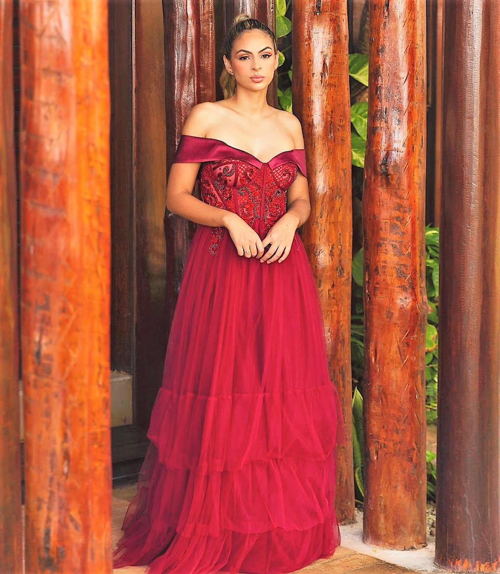 Vestidos longos com babados na best sale barra